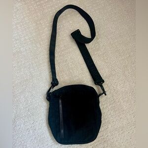 Baggu Sport Crossbody - Like New!